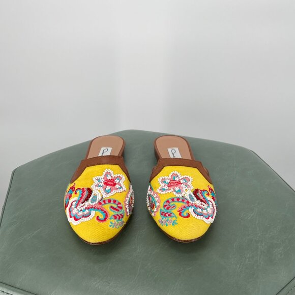 Vintage 1990s Oscar De La Renta Yellow Beaded Floral Pattern Leather Size 6.5 - Picture 2 of 7